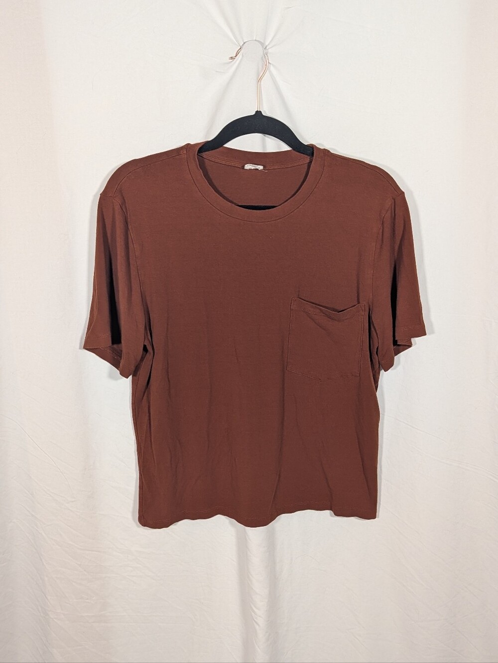 Wilfred Short-Sleeve Pocket Tee in Brown